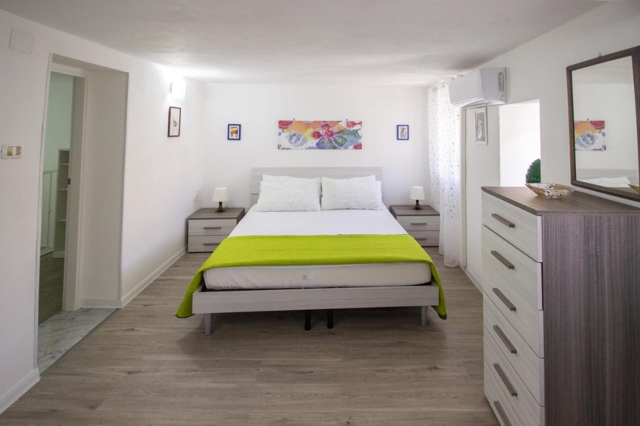 Maniace Homes - Federico & Angelica By Ortigia Apartments Syracuse Exterior foto