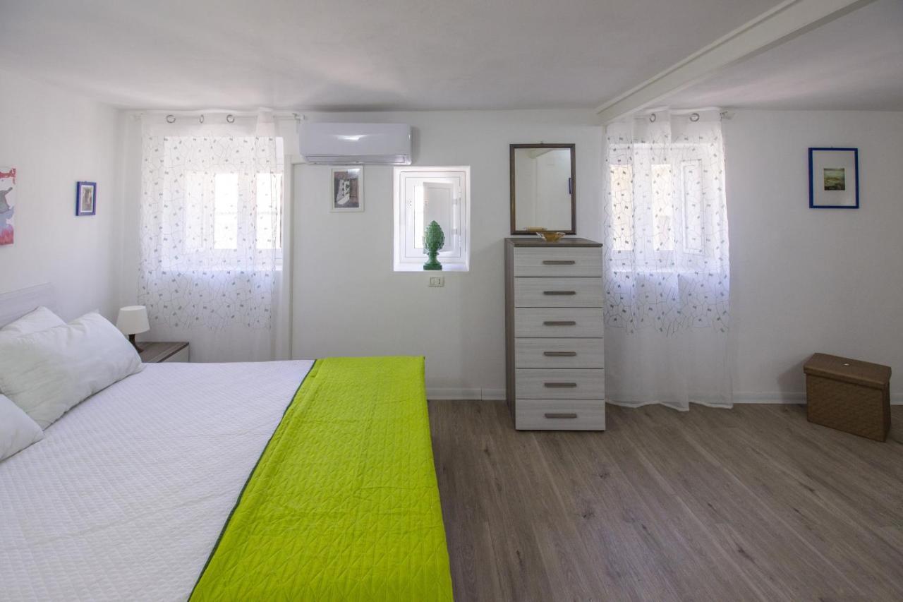 Maniace Homes - Federico & Angelica By Ortigia Apartments Syracuse Exterior foto